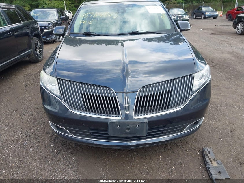 2014 LINCOLN MKT auction photo 6