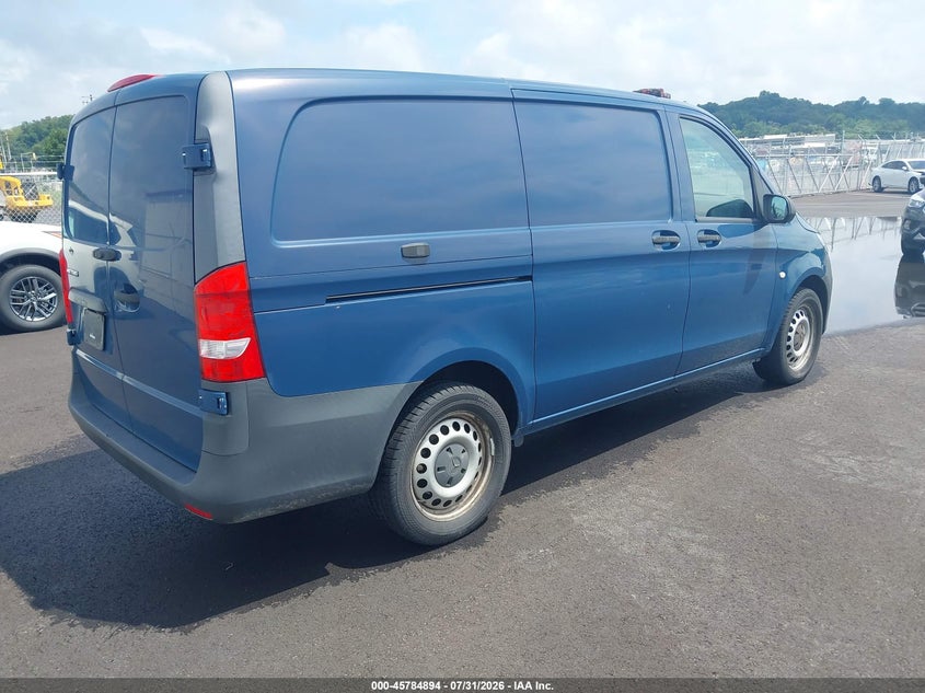 2019 MERCEDES-BENZ METRIS auction photo 4