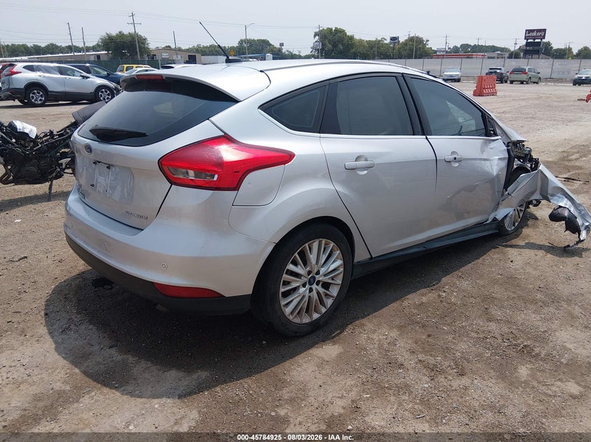 Vin: 1fadp3n28jl296254, lot: 46283749, ford focus titanium 20184