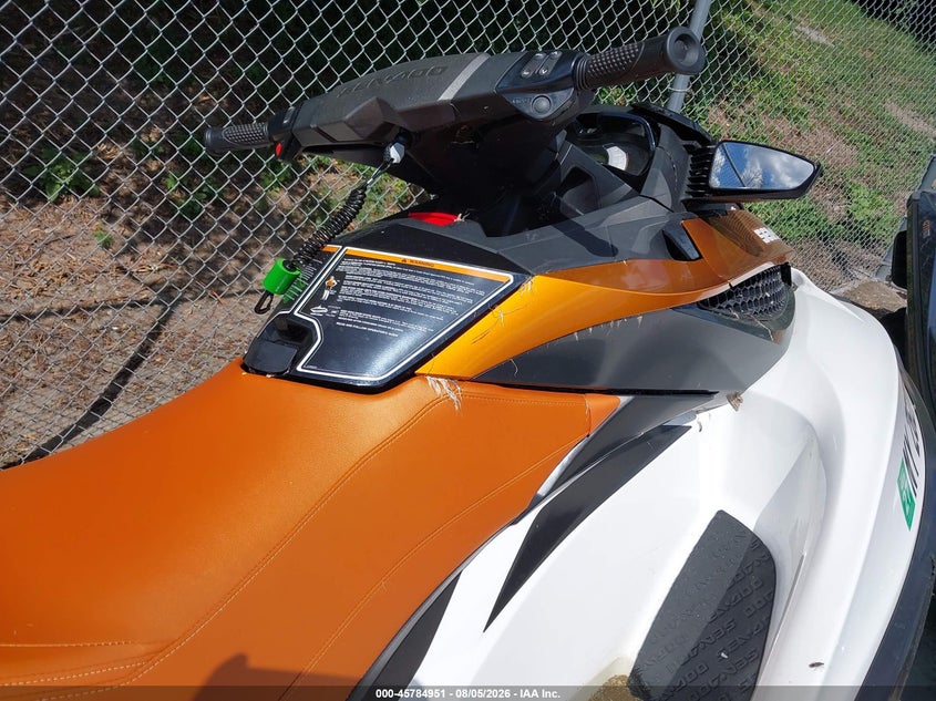 2015 SEADOO GTX 155 auction photo 8