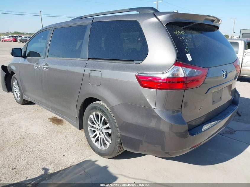2020 TOYOTA SIENNA auction photo 3
