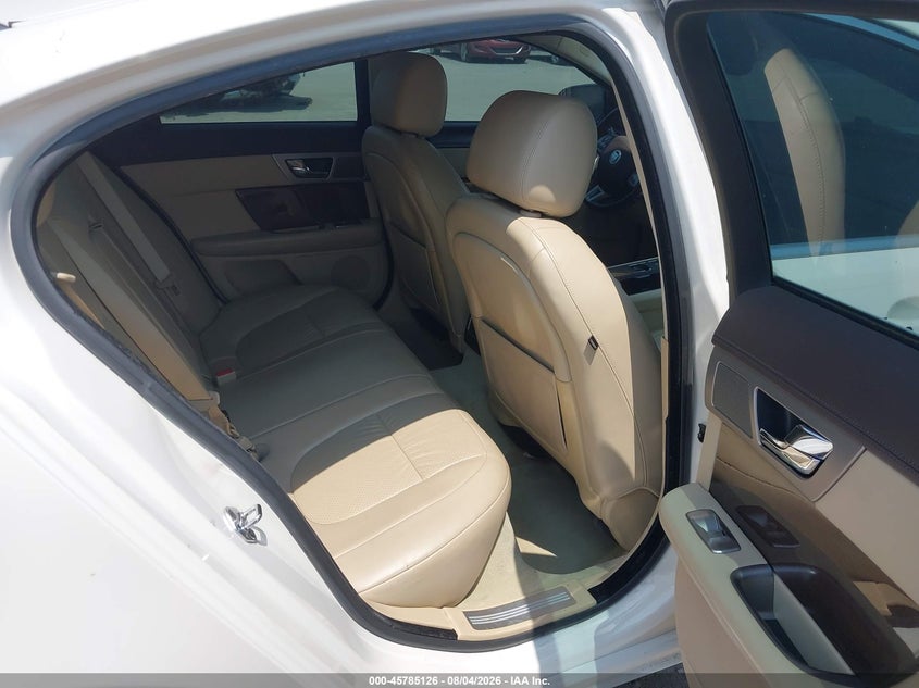2009 JAGUAR XF auction photo 8