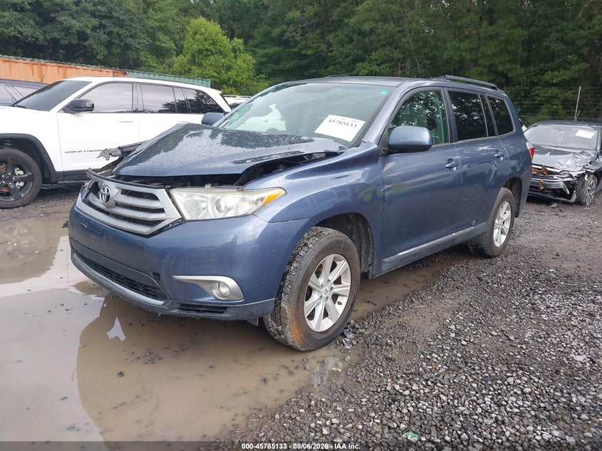 Vin: 5tdzk3eh1bs034028, lot: 46283957, toyota highlander base v6 20112