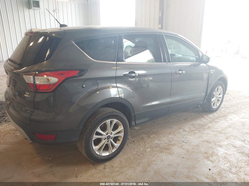 Vin: 1fmcu9gd0hua45020, lot: 46283969, ford escape se 20174
