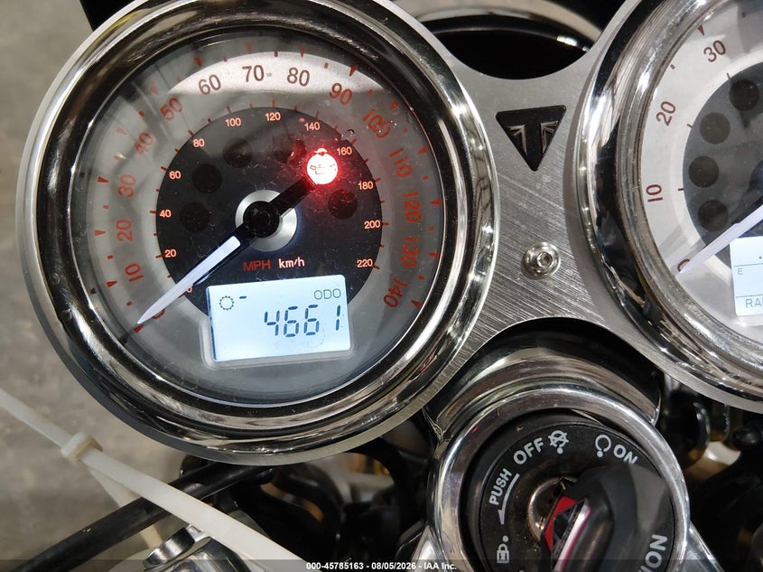 2016 TRIUMPH MOTORCYCLE THRUXTON auction photo 7