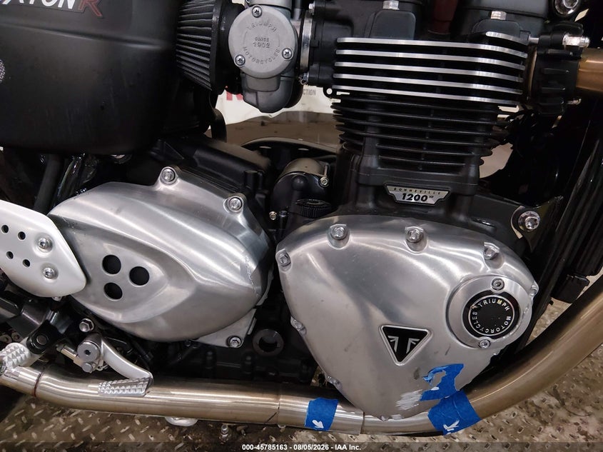 2016 TRIUMPH MOTORCYCLE THRUXTON auction photo 8