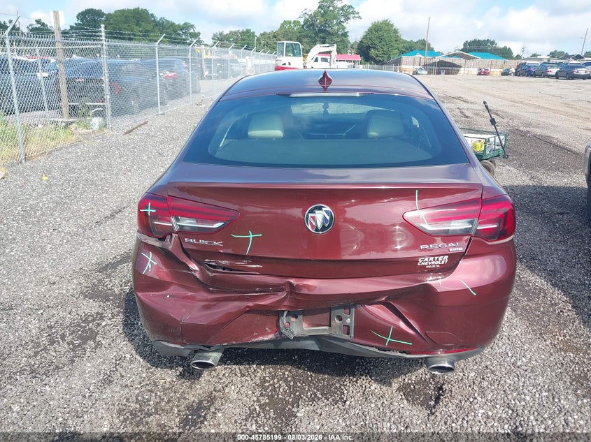 BUICK REGAL SPORTBACK 2018 VIN W04GN6SX3J1101407