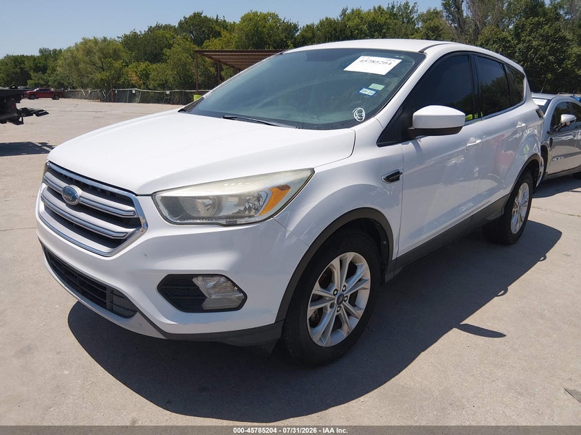Vin: 1fmcu0gd3hud30354, lot: 46284028, ford escape se 20172