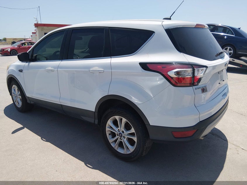 Vin: 1fmcu0gd3hud30354, lot: 46284028, ford escape se 20173