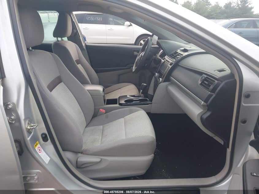 2014 TOYOTA CAMRY auction photo 5
