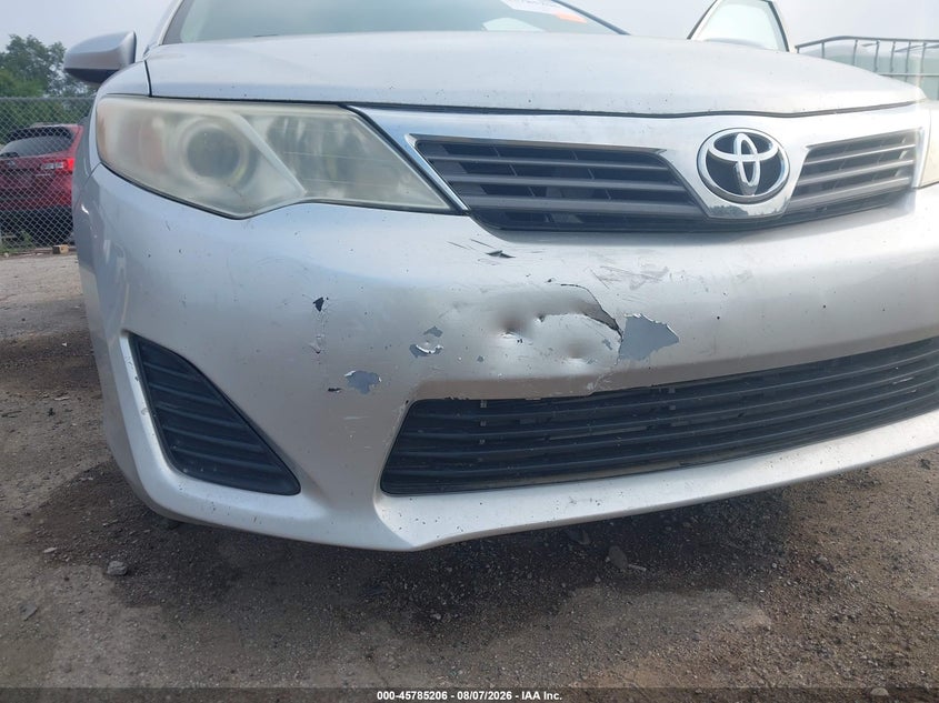 2014 TOYOTA CAMRY auction photo 6