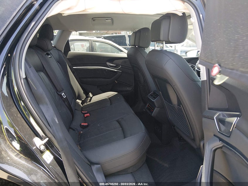 2022 AUDI E-TRON auction photo 8