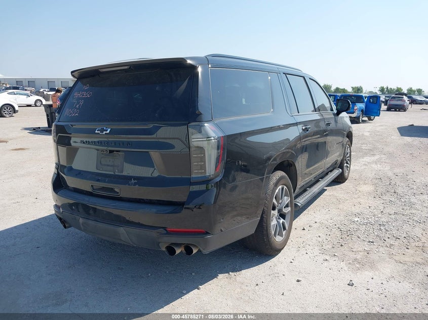 CHEVROLET SUBURBAN - zdjęcie 4