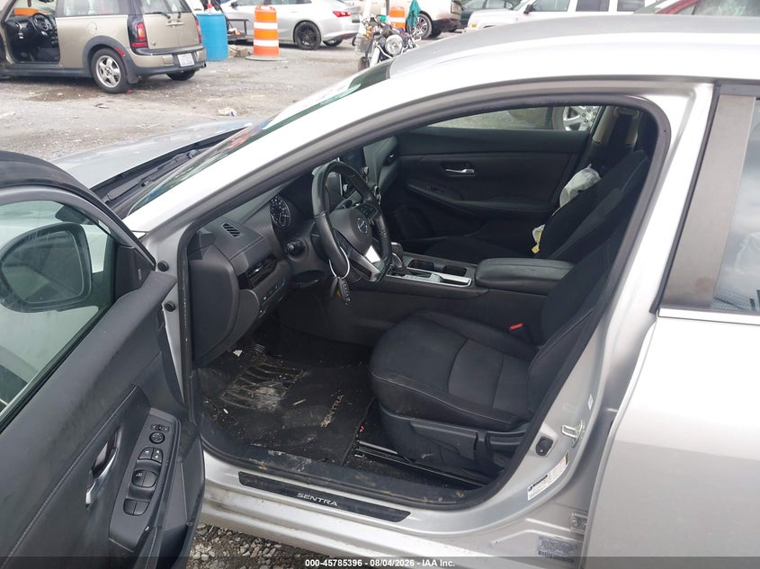 2022 NISSAN SENTRA auction photo 5