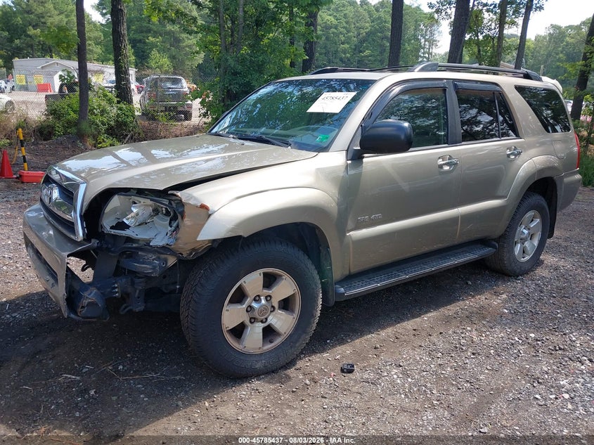 2006 Toyota 4Runner, Normal Wear & Tear, IAAI, VIN JTEBU14R068063746 — photo 2