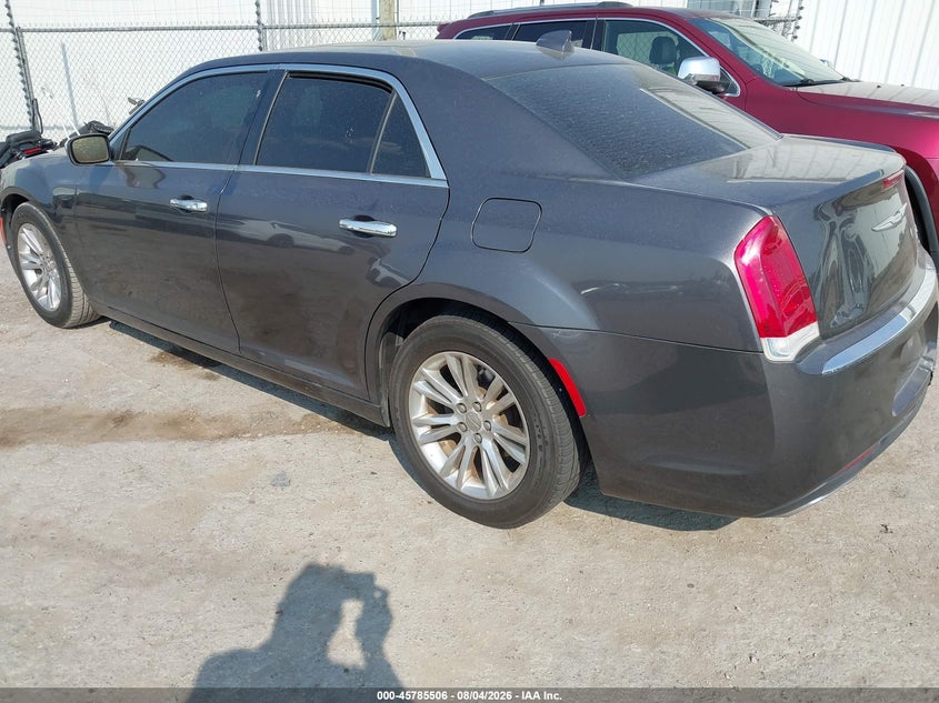 2016 CHRYSLER 300C auction photo 3