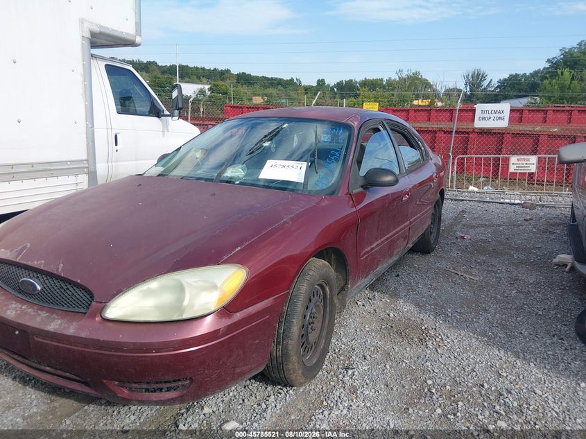 2005 FORD TAURUS auction photo 2