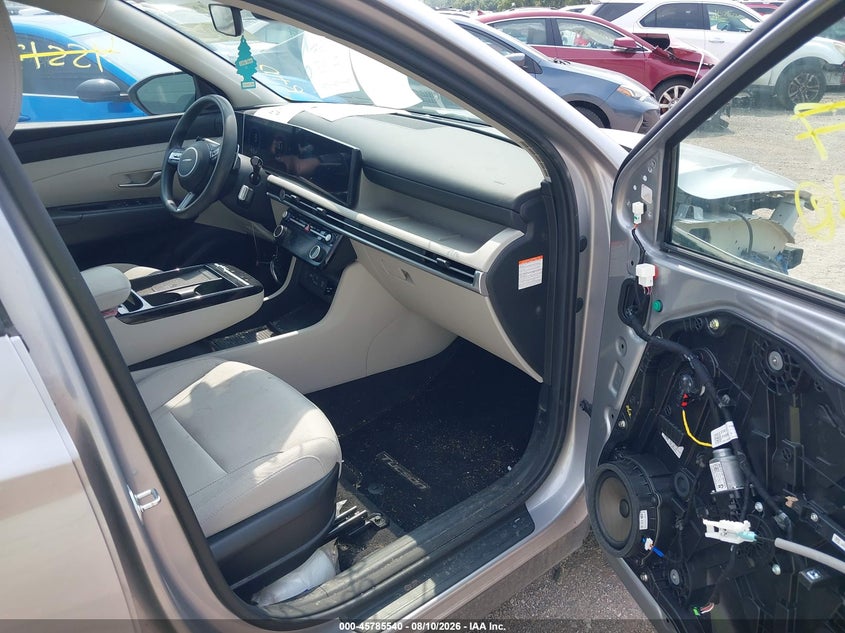 2025 HYUNDAI TUCSON HYBRID auction photo 5