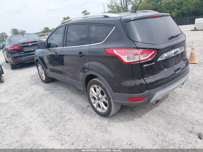 Vin: 1fmcu0jx3gua35823, lot: 46284414, ford escape titanium 20163