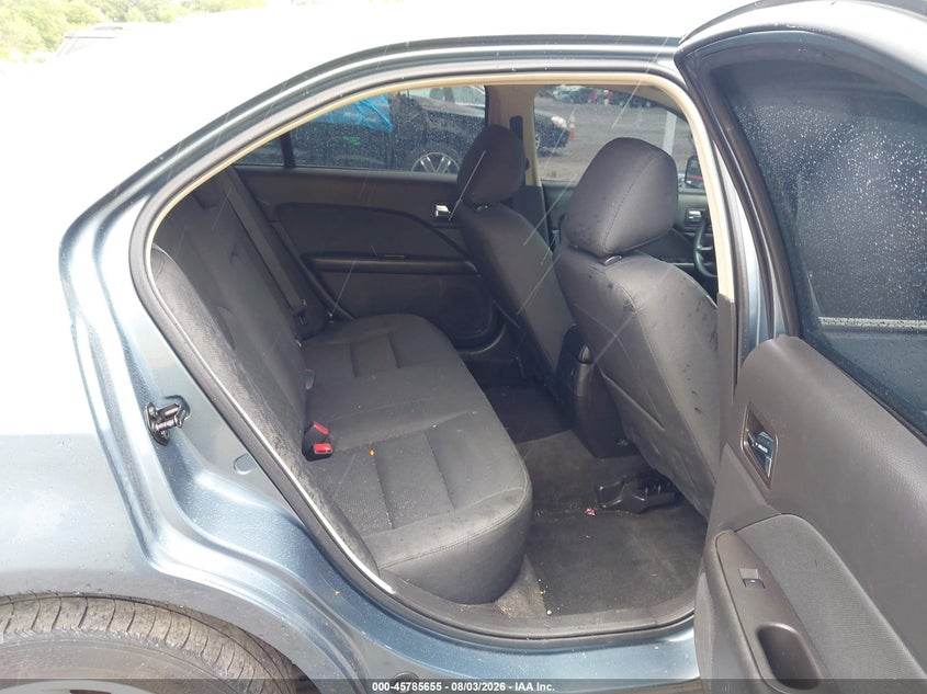 2011 FORD FUSION auction photo 8