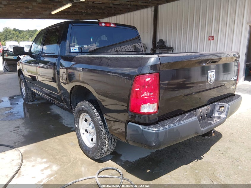 Vin: 1c6rr7kg3js306817, lot: 46284489, ram 1500 tradesman  4x4 5'7 box 20183