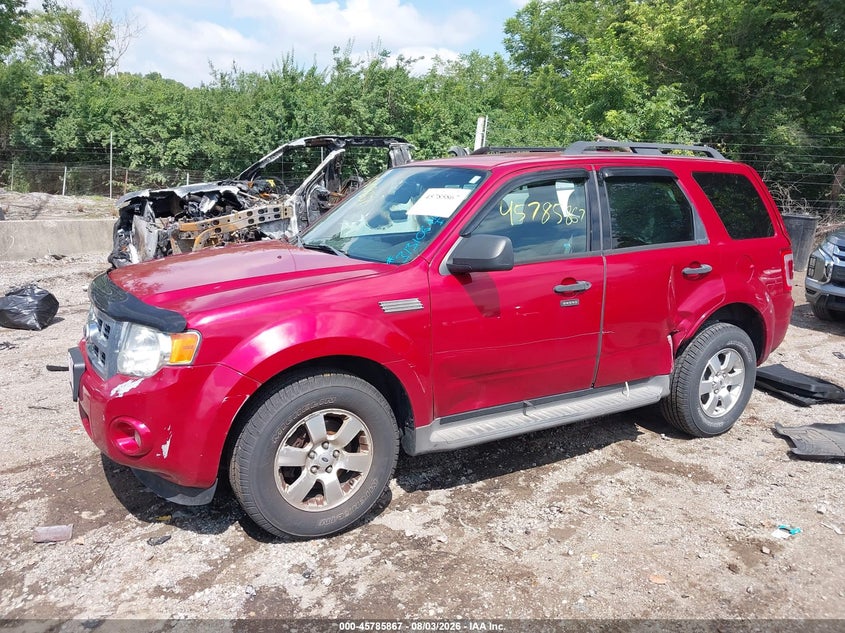 Vin: 1fmcu9d74akd20968, lot: 46284691, ford escape xlt 20102