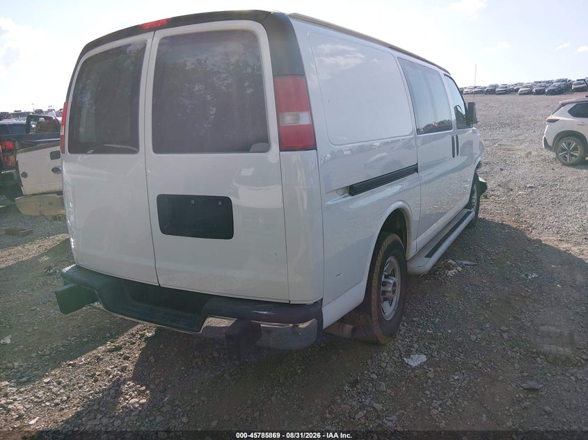 2017 GMC SAVANA 2500 auction photo 4