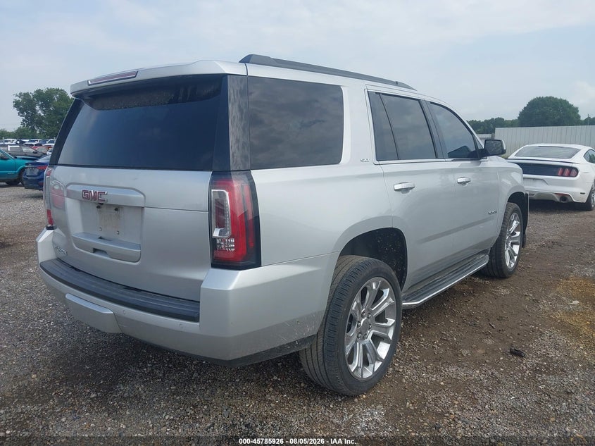 2017 GMC YUKON auction photo 4