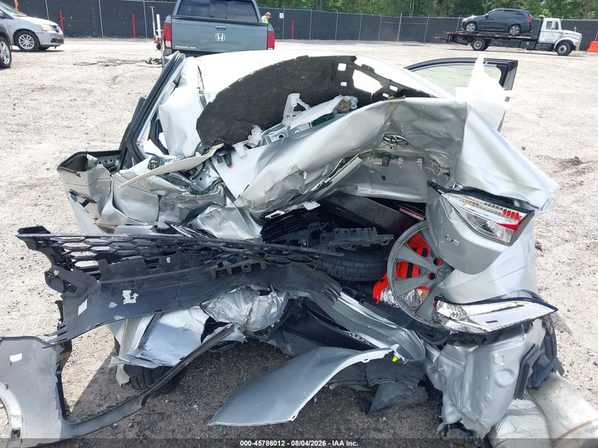 2025 TOYOTA COROLLA auction photo 6