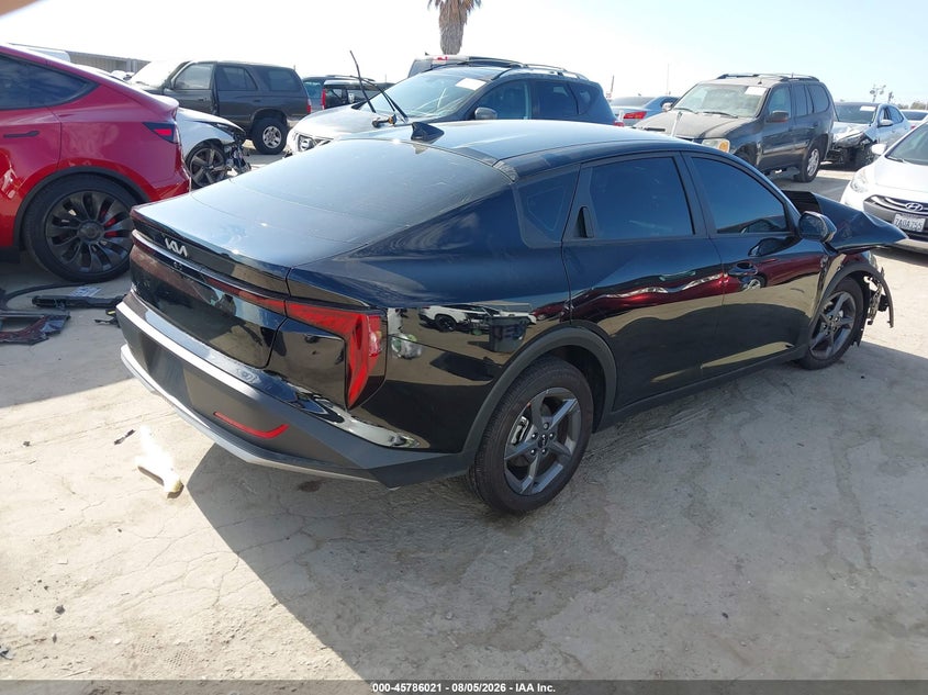 2025 KIA K4 — zdjęcie 4