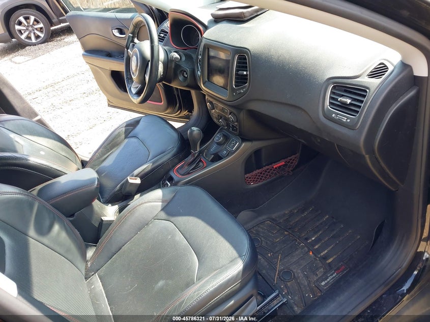 2017 JEEP NEW COMPASS auction photo 5