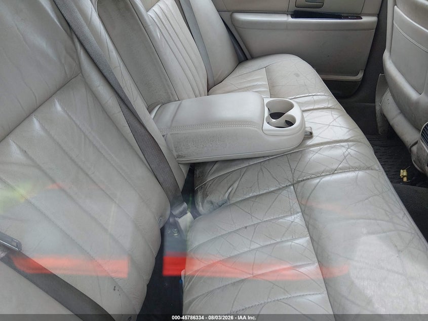 2005 LINCOLN TOWN CAR auction photo 8