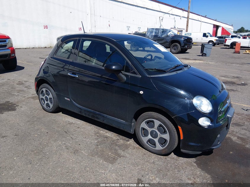 2015 FIAT 500E auction photo 1