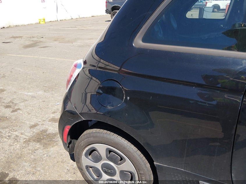 2015 FIAT 500E auction photo 6