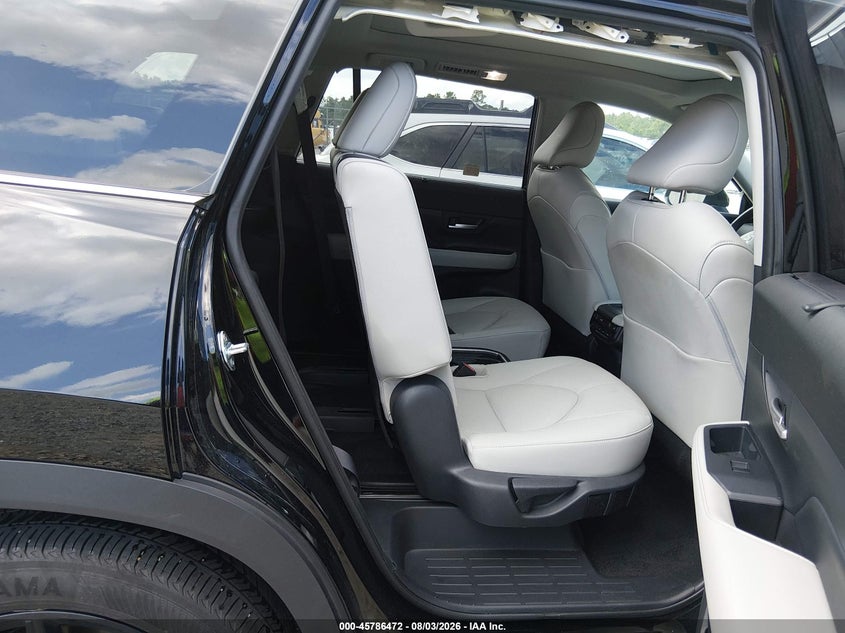 2024 TOYOTA GRAND HIGHLANDER auction photo 8