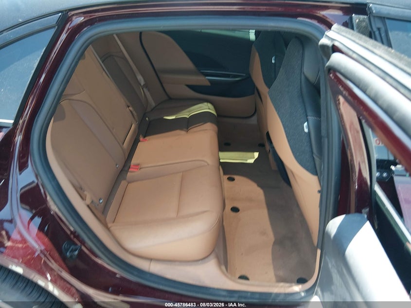 2024 LUCID AIR auction photo 8
