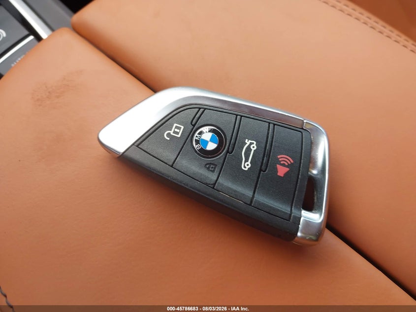 BMW X5 M - zdjęcie 11