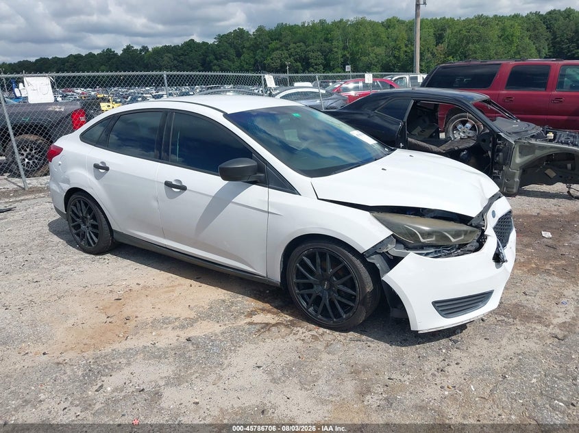Vin: 1fadp3e27fl304769, lot: 46285530, ford focus s 2015 img_1