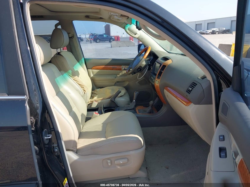 2004 LEXUS GX 470 auction photo 5