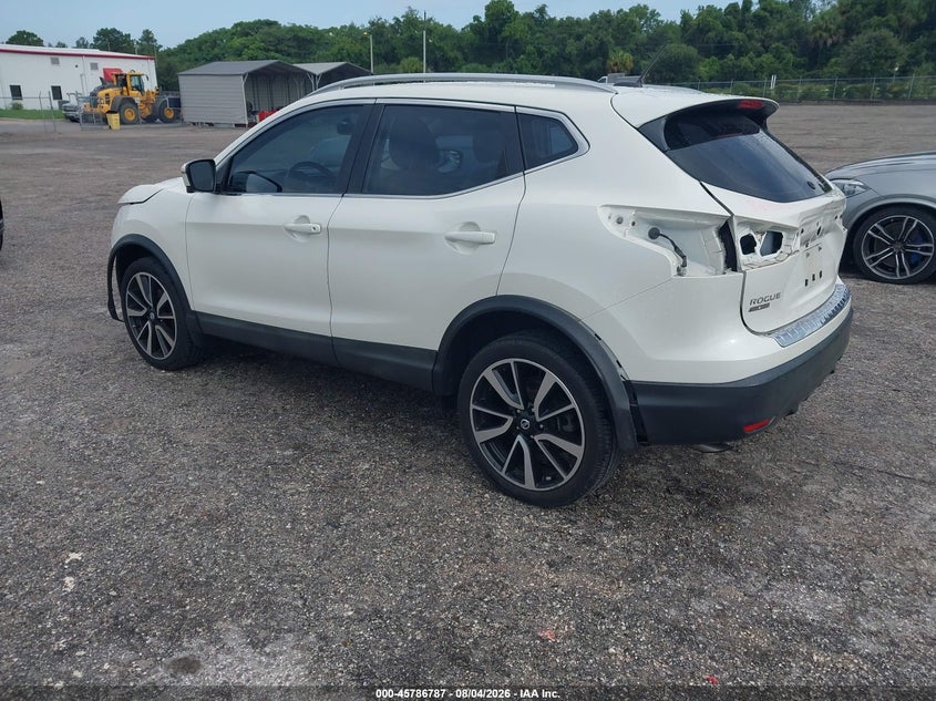 Vin: jn1bj1cp2jw151413, lot: 46285612, nissan rogue sport sl 20183