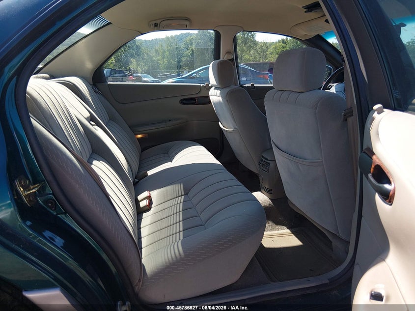 1994 CHRYSLER CONCORDE auction photo 8