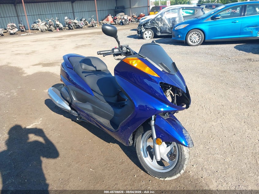 2005 Yamaha Yp400
