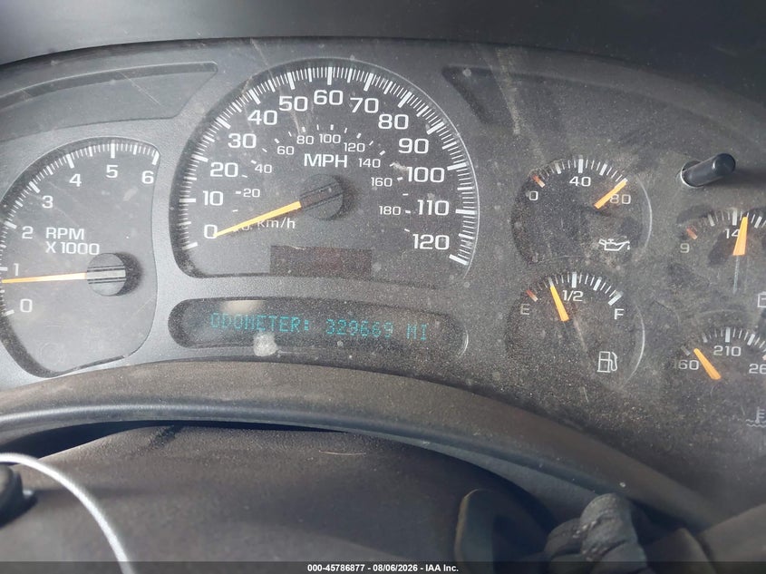 2004 GMC YUKON auction photo 7
