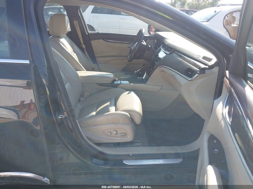 2013 CADILLAC XTS auction photo 5