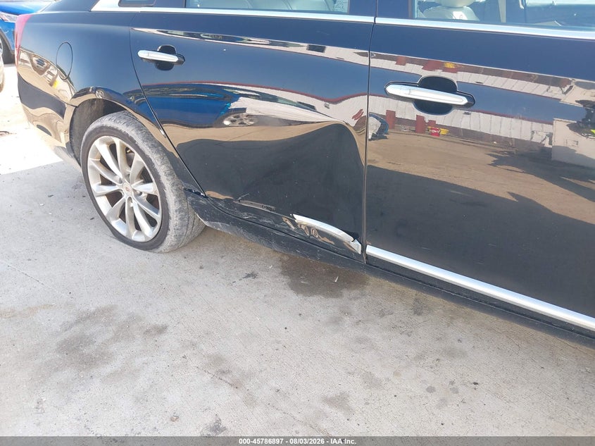 2013 CADILLAC XTS auction photo 6