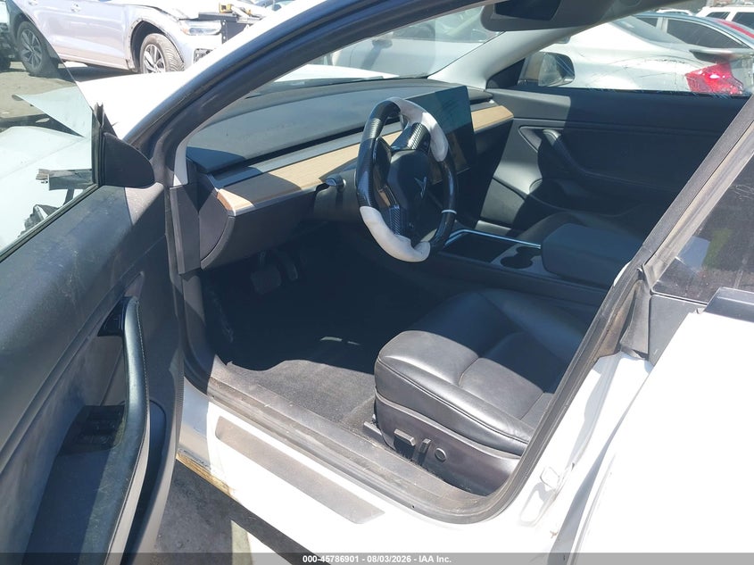 2022 TESLA MODEL 3 auction photo 5