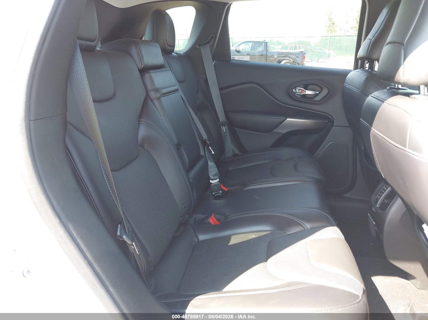 2019 JEEP CHEROKEE auction photo 8