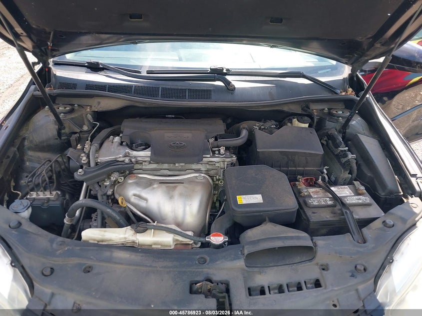 TOYOTA CAMRY - zdjęcie 10