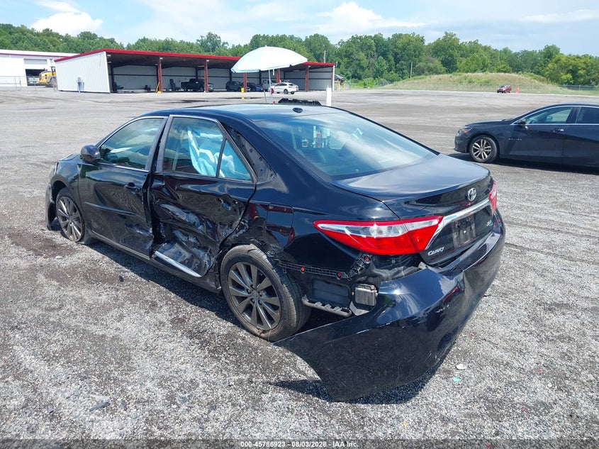 TOYOTA CAMRY - zdjęcie 3