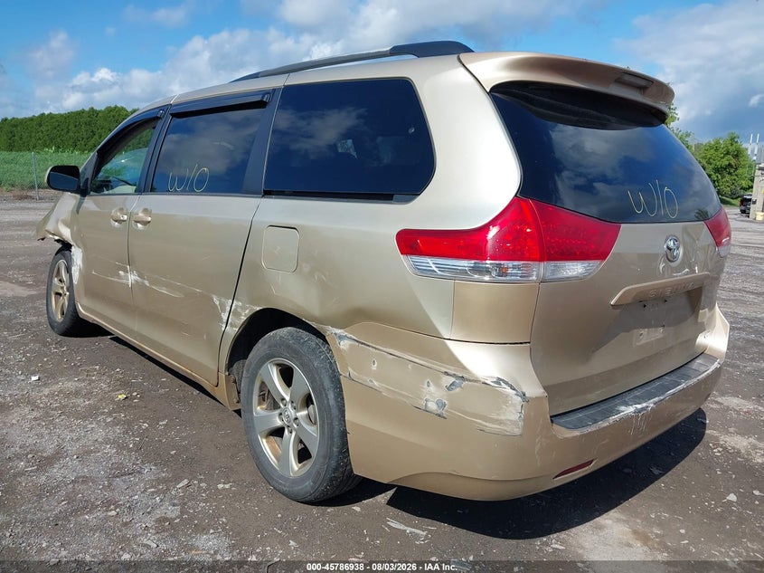 Vin: 5tdkk3dc0ds334010, lot: 46285761, toyota sienna le v6 8 passenger 20133